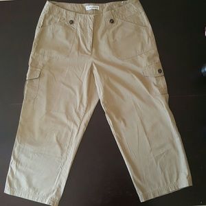 Cargo Capris